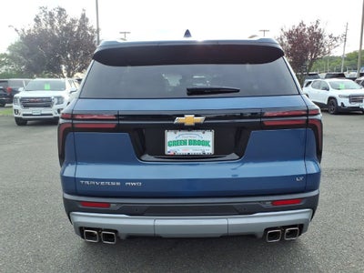 2024 Chevrolet Traverse LT