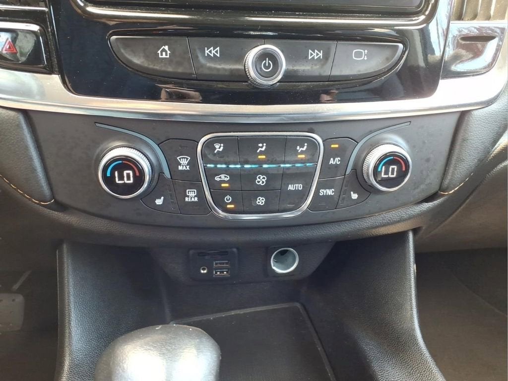 2021 Chevrolet Traverse RS