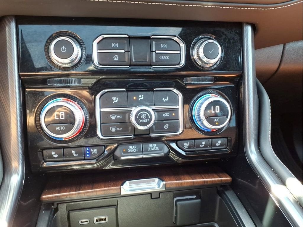 2023 GMC Yukon XL Denali Ultimate