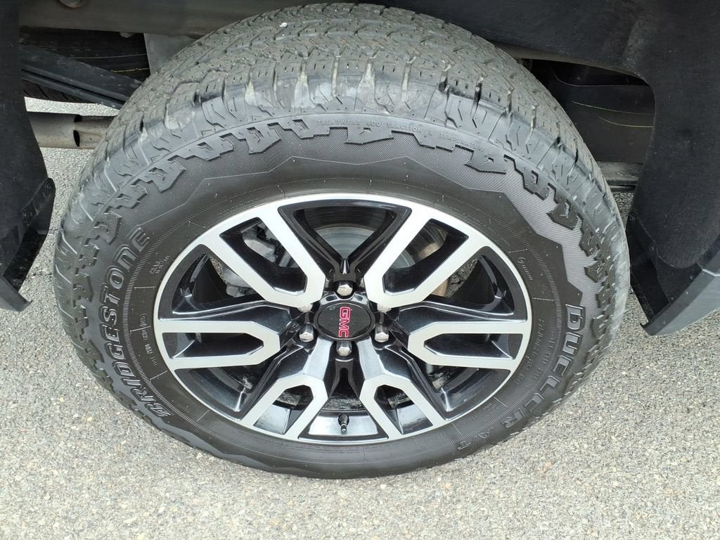 2025 GMC Sierra 1500 AT4