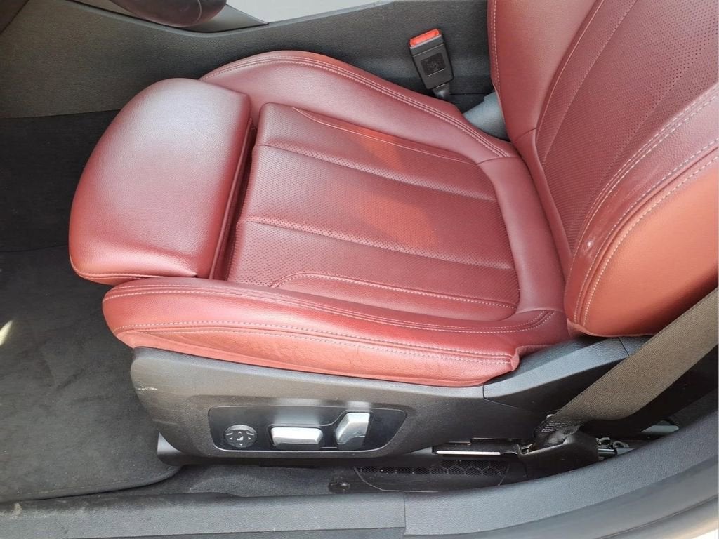 2023 BMW 3 Series 330i xDrive