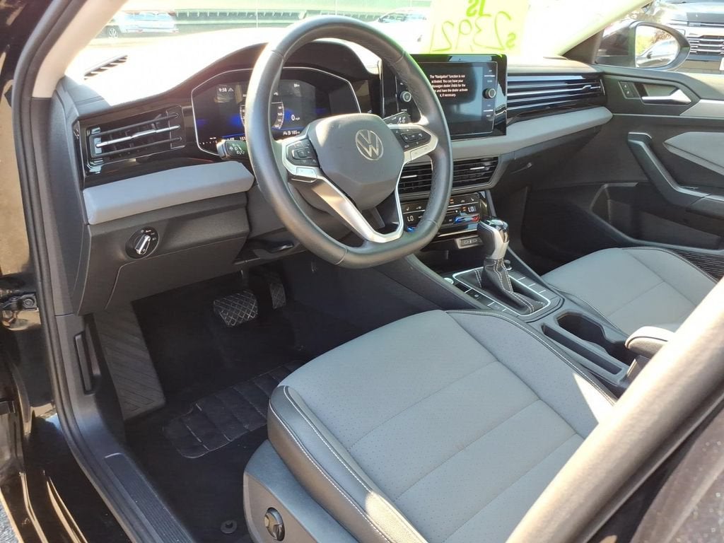 2025 Volkswagen Jetta SE