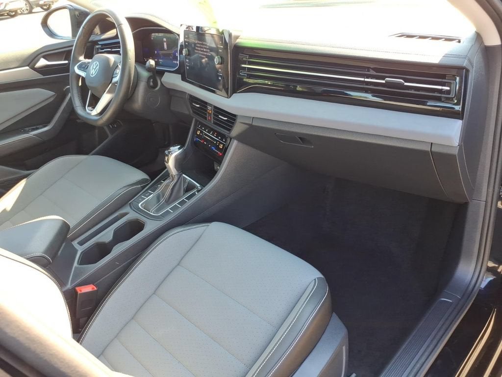 2025 Volkswagen Jetta SE
