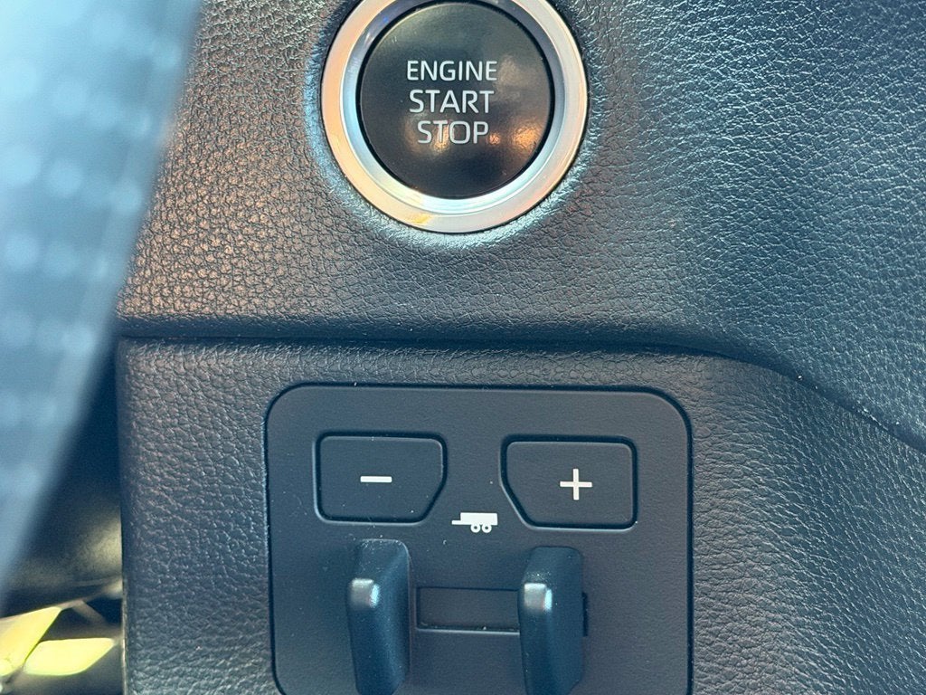 2024 Toyota Tundra 4WD SR5