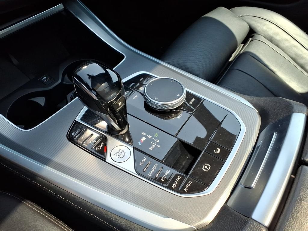 2021 BMW X5 M50i