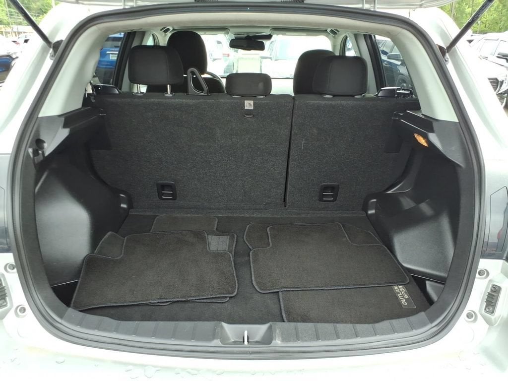 2024 Mitsubishi Outlander Sport S