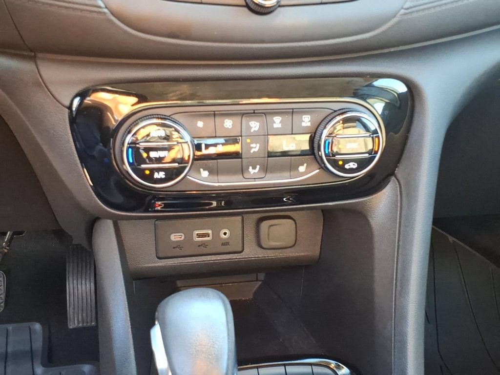 2023 Buick Encore GX Essence
