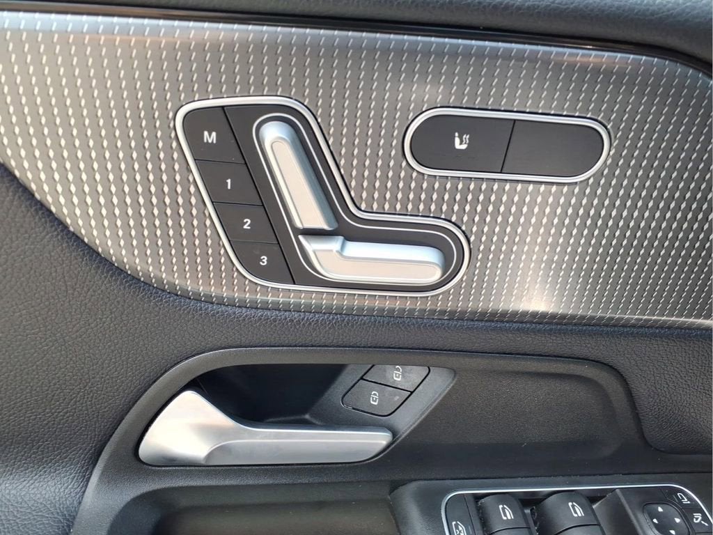 2021 Mercedes-Benz GLB GLB 250